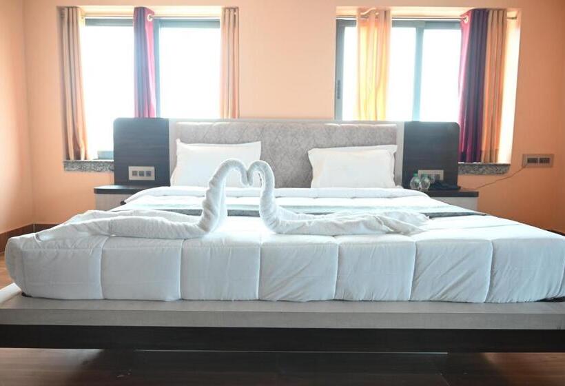 בית מלון כפרי Tulusi Inn ! Bolpur, Shantiniketan