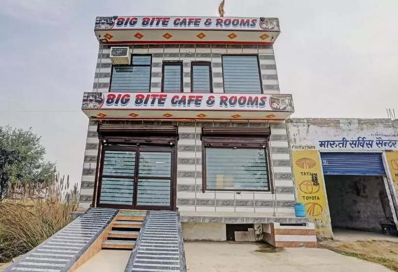 ホテル Big Bite Cafe &s