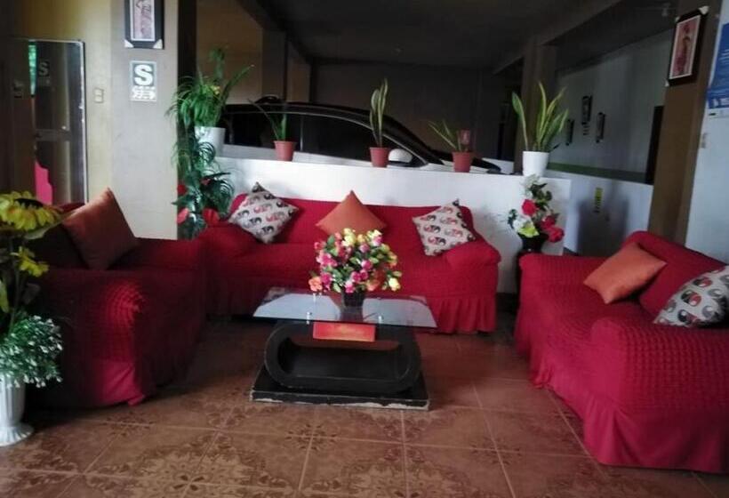 ホテル Hospedaje Kennedy