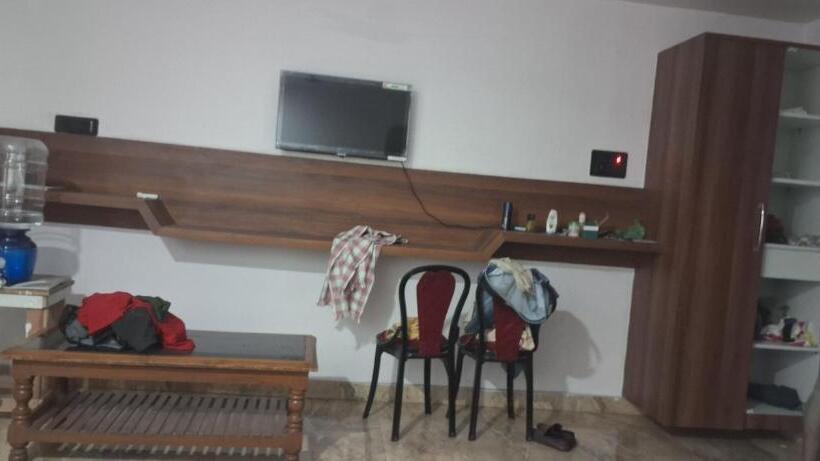 בית מלון כפרי Shriya Inn