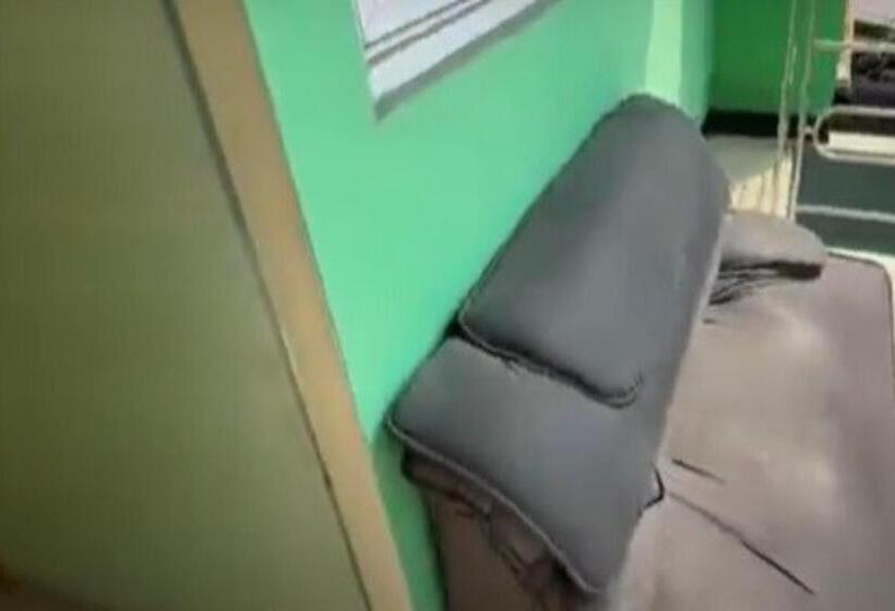 Szálloda Spot On 93853 Budi Residence 2