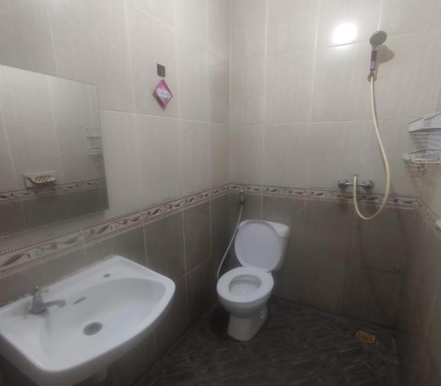 Szálloda Spot On 93853 Budi Residence 2