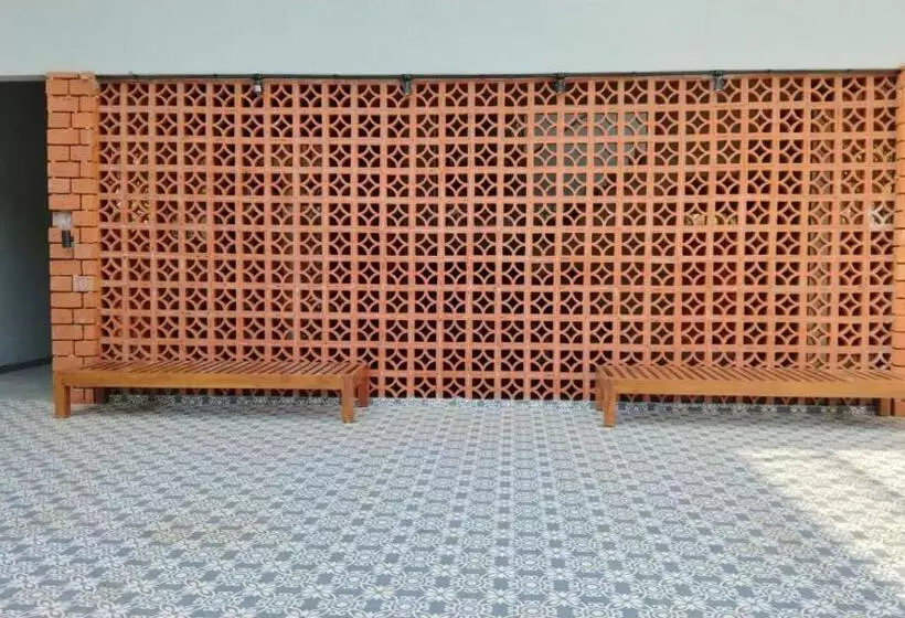 ホテル Vasundhara Inn