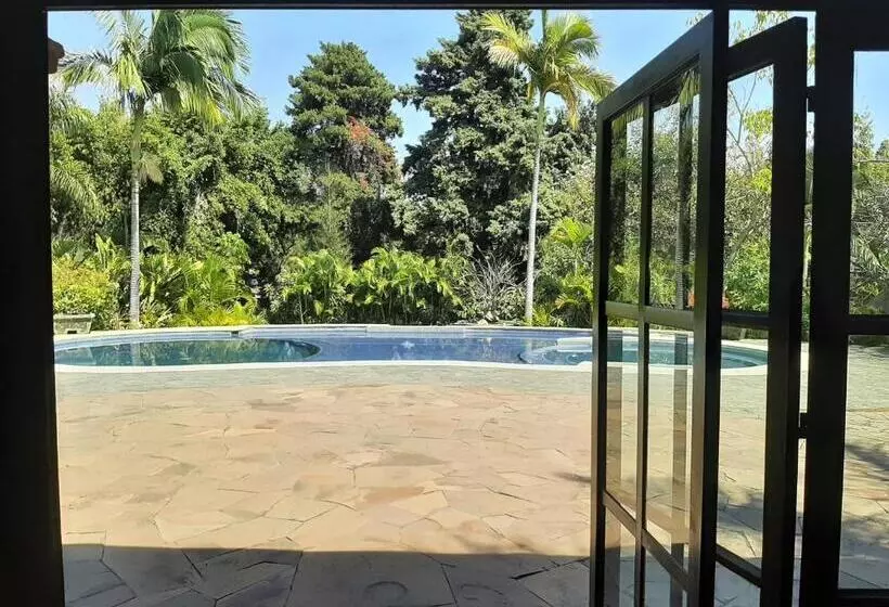 ホテル Edén Cuernavaca Doble