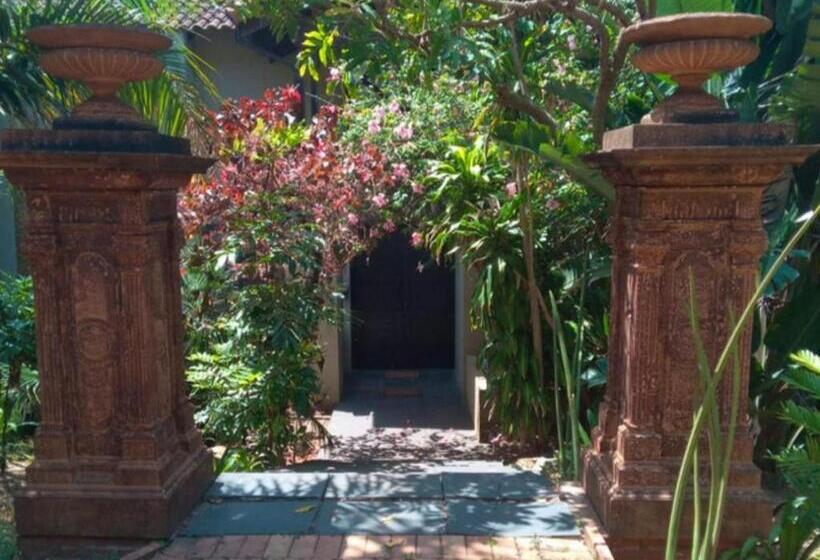 פנסיון Casa Bali Resort