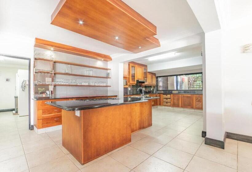 פנסיון Casa Bali Resort