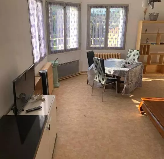 ペンション Chambre Privée Dans Maison D Hotes 10 Minutes à Pied Gare & Centre