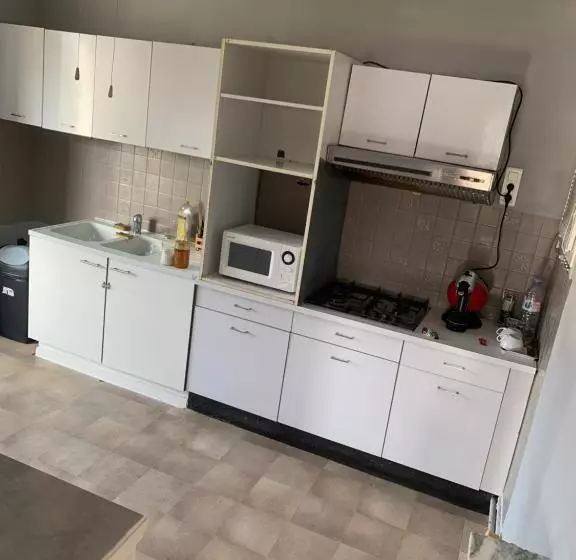 ペンション Chambre Privée Dans Maison D Hotes 10 Minutes à Pied Gare & Centre