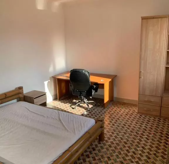 ペンション Chambre Privée Dans Maison D Hotes 10 Minutes à Pied Gare & Centre