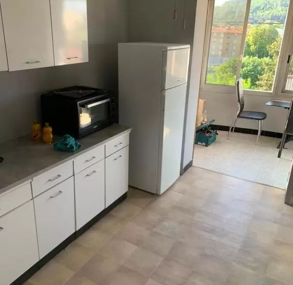 ペンション Chambre Privée Dans Maison D Hotes 10 Minutes à Pied Gare & Centre