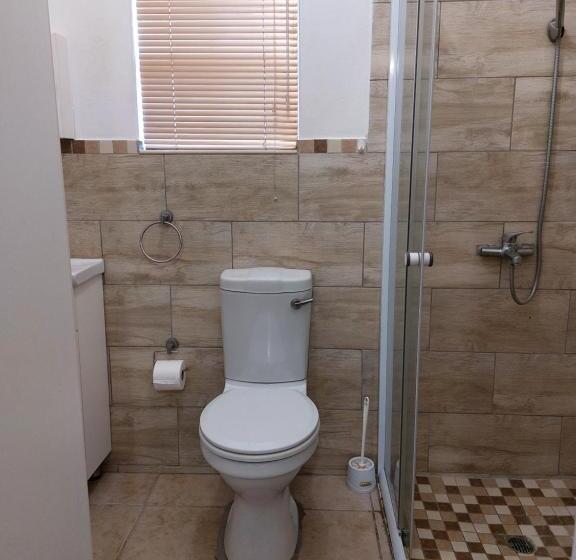 膳宿费 Die Regte Plek