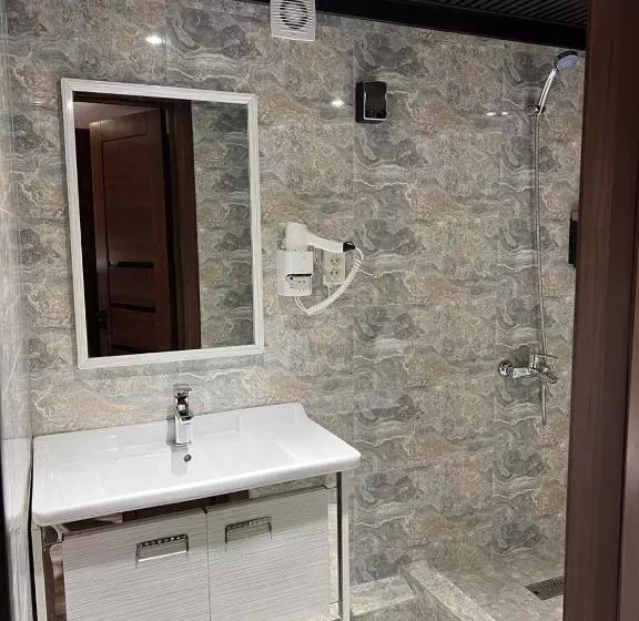 Majatalo Horizon Boutique