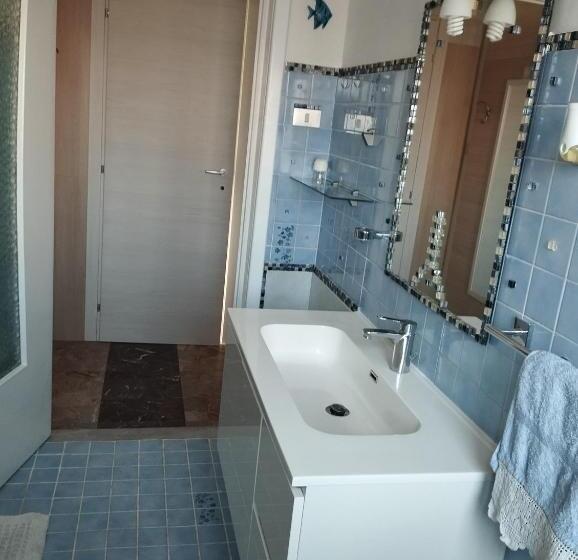 بنسيون La Maddalena B&b Da Marco