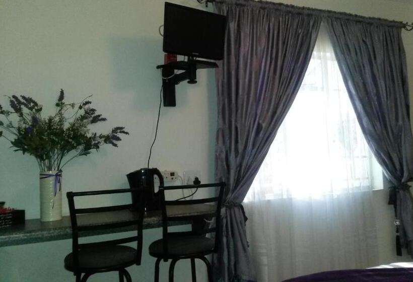 Pension Magnolia Guesthouse & Coffeeshop