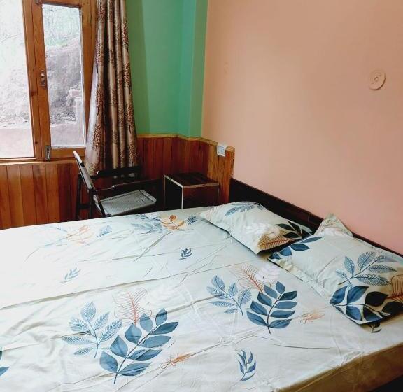 Пансион Tatvamasi Living