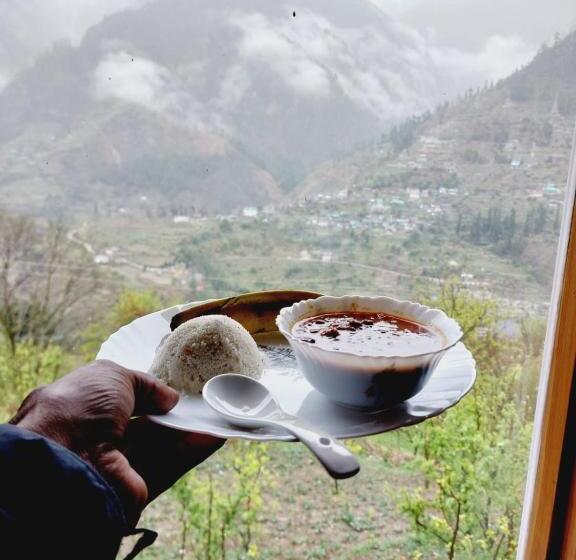 Пансион Tatvamasi Living