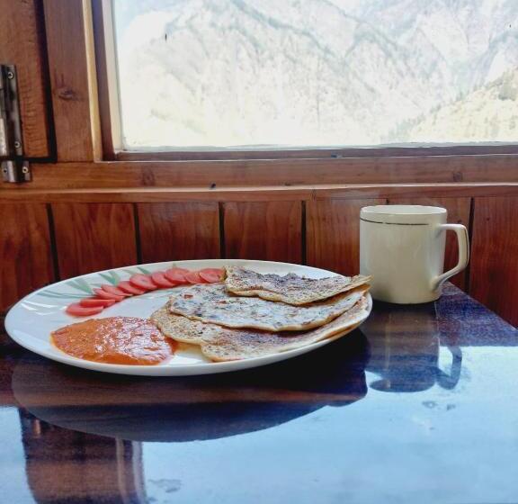 Пансион Tatvamasi Living