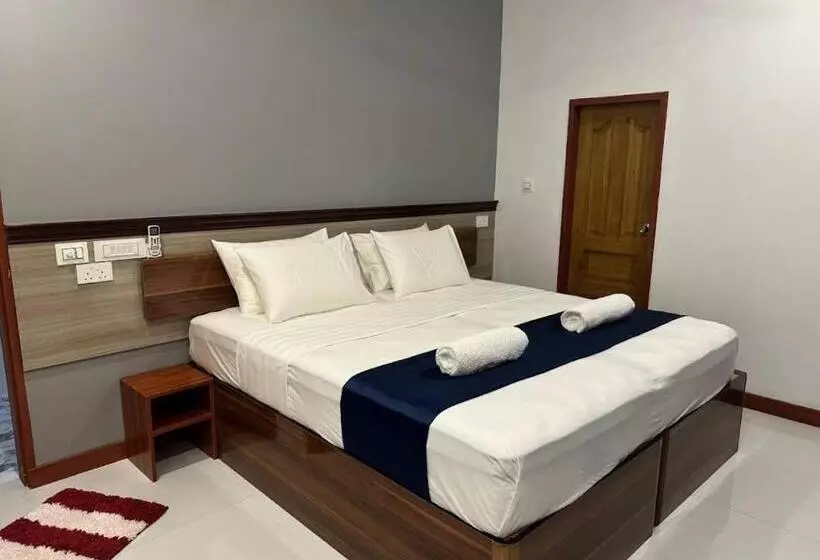 Picturesque Luxury Hotel Close To Beach