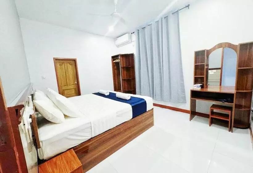Picturesque Luxury Hotel Close To Beach