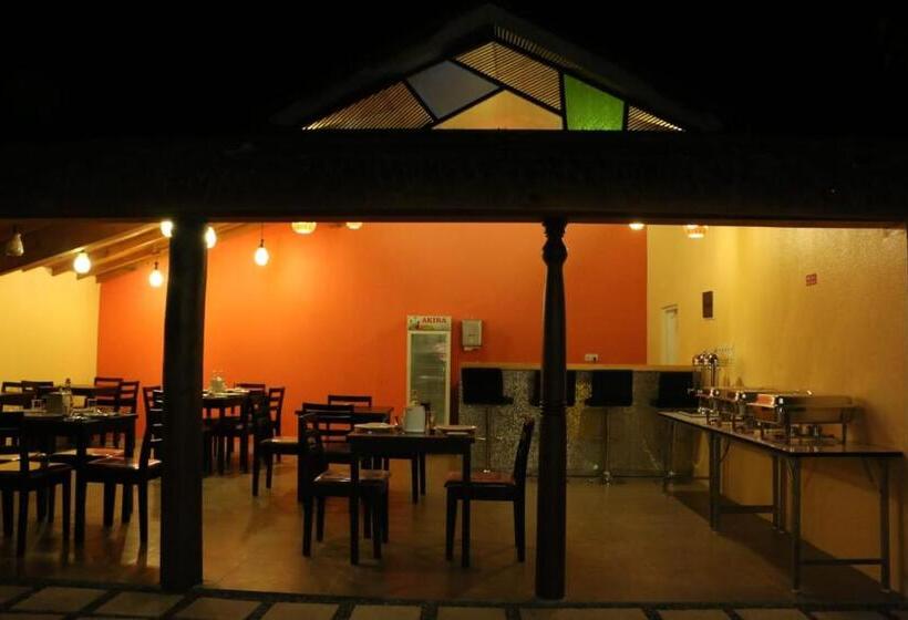 Picturesque Luxury Hotel Close To Beach