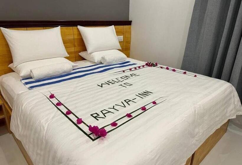 Picturesque Luxury Hotel Close To Beach