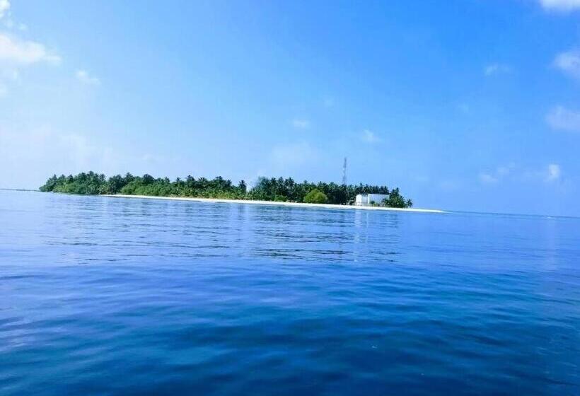 Picturesque Luxury Hotel Close To Beach