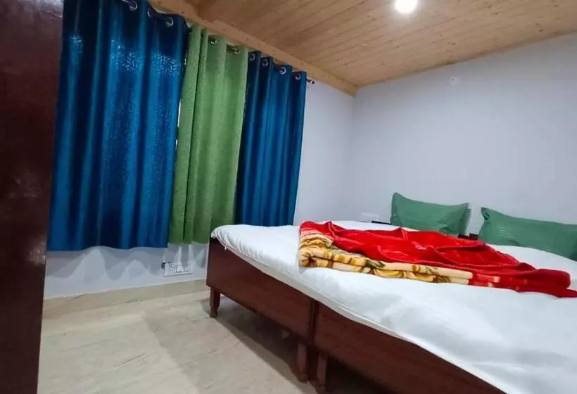ベッドアンドブレックファースト Shiv Shakti Homestay   Near Isbt, Bypass Mc Parking, Hpu, And Advance Study