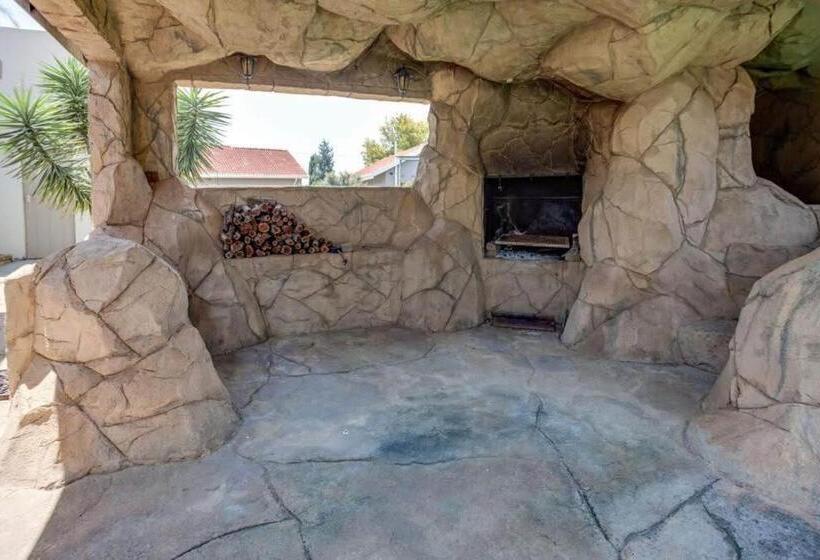 Bed and Breakfast Avontuur Mason