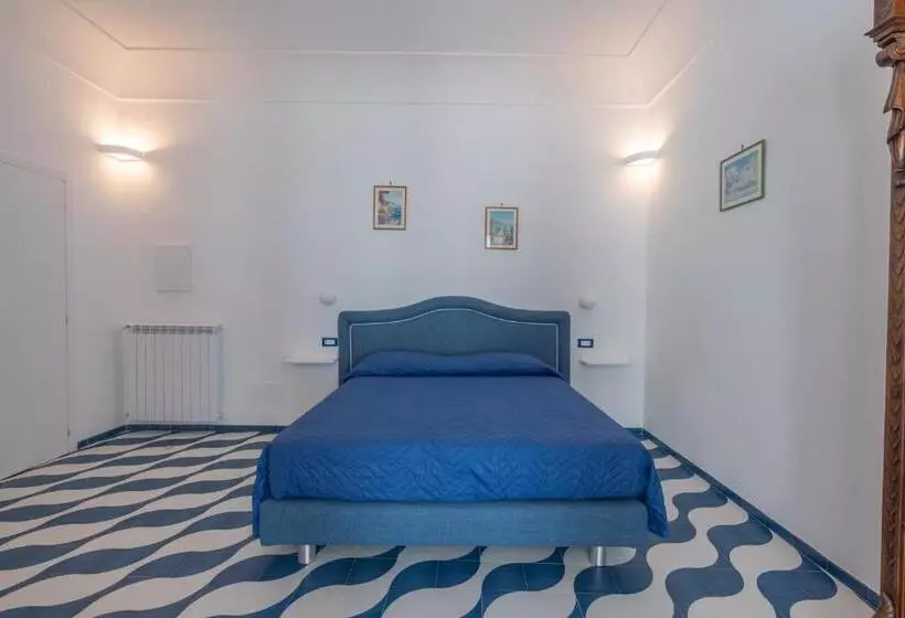 Aamiaismajoitus (B&B) Elite Luxury Suites