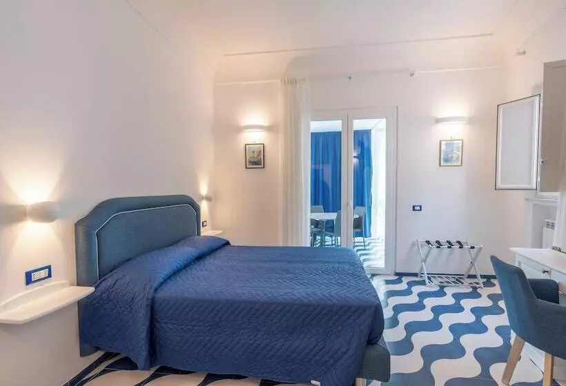 Aamiaismajoitus (B&B) Elite Luxury Suites