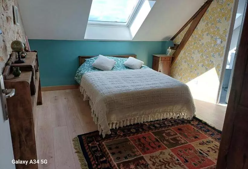 Aamiaismajoitus (B&B) Les Chaumes Violettes