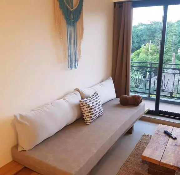 تختخواب و صبحانه Villas Rocher   Junior Suite 2c