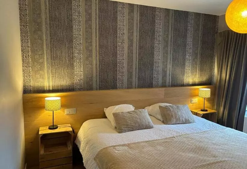 ホテル Auberge Du Carrefour