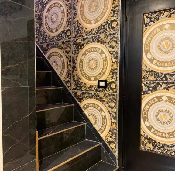 Hotelli Bristol Palace