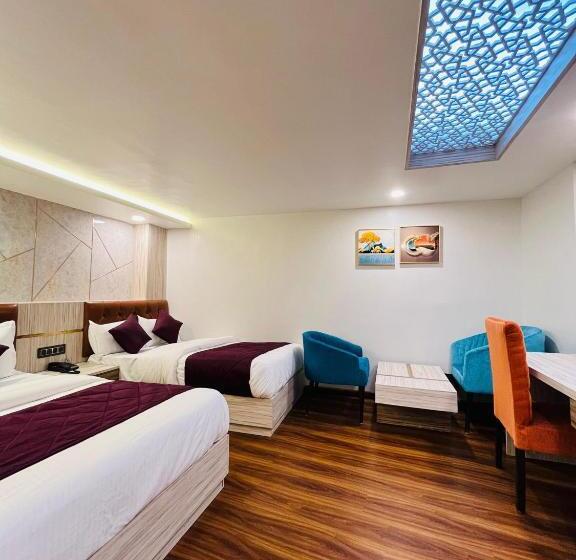 Hotel Goroomgo Broadway Boutique Mall Road Darjeeling