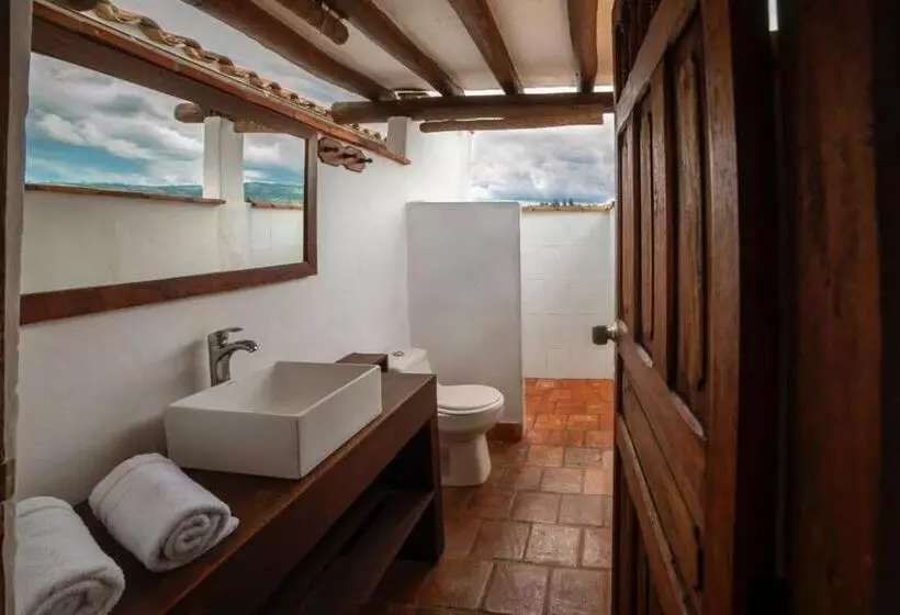 ホテル Masaya Achiotte   Superior Room   Colombia