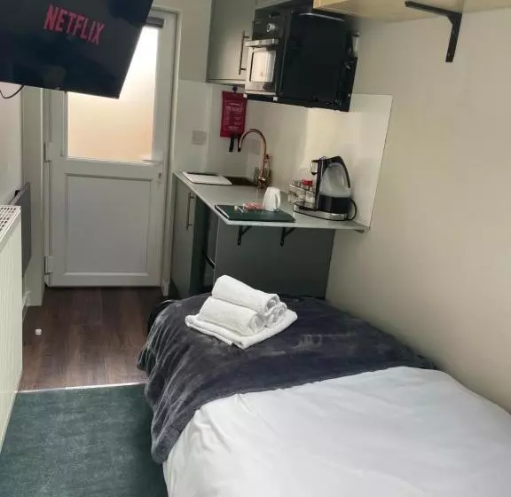 Majatalo Anchor Annex