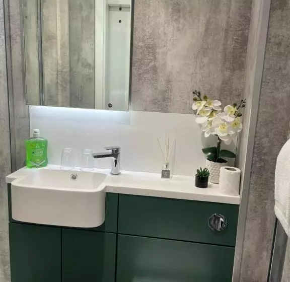 Majatalo Anchor Annex