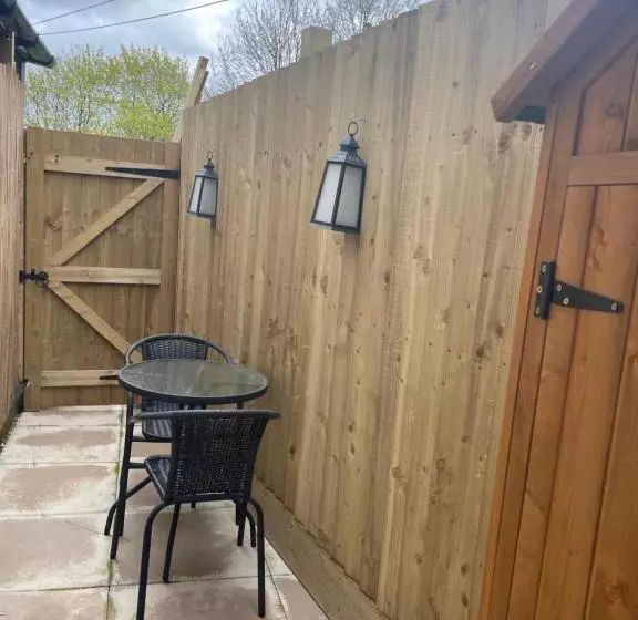 Majatalo Anchor Annex