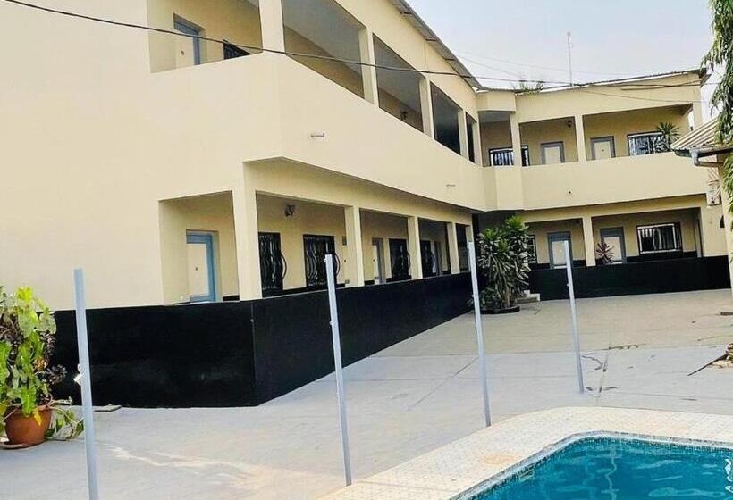 پانسیون Chez Sophie