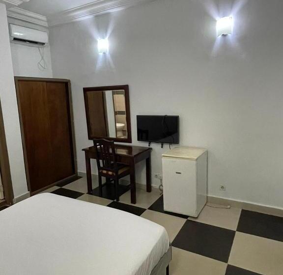 پانسیون Chez Sophie