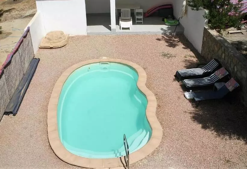 Majatalo Domaine Des Sloughis