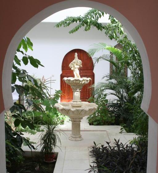 پانسیون Domaine Des Sloughis