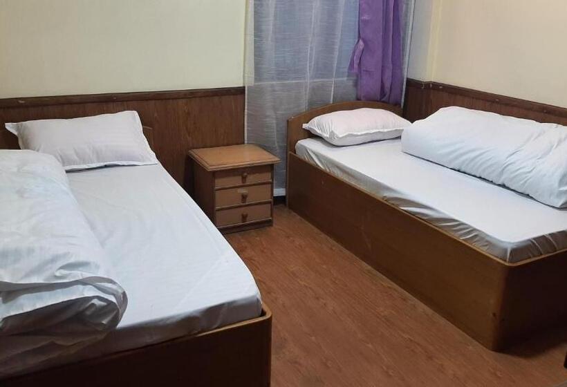 پانسیون Everest House