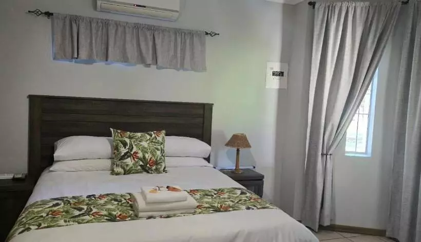 Majatalo Grey Lourie Guesthouse