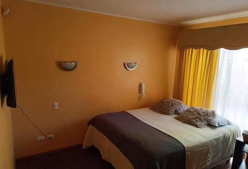 Majatalo Hostal El Valle