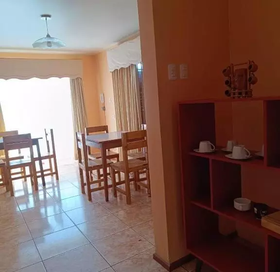 Majatalo Hostal El Valle