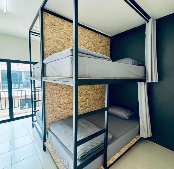 Timn Hostel Female Only