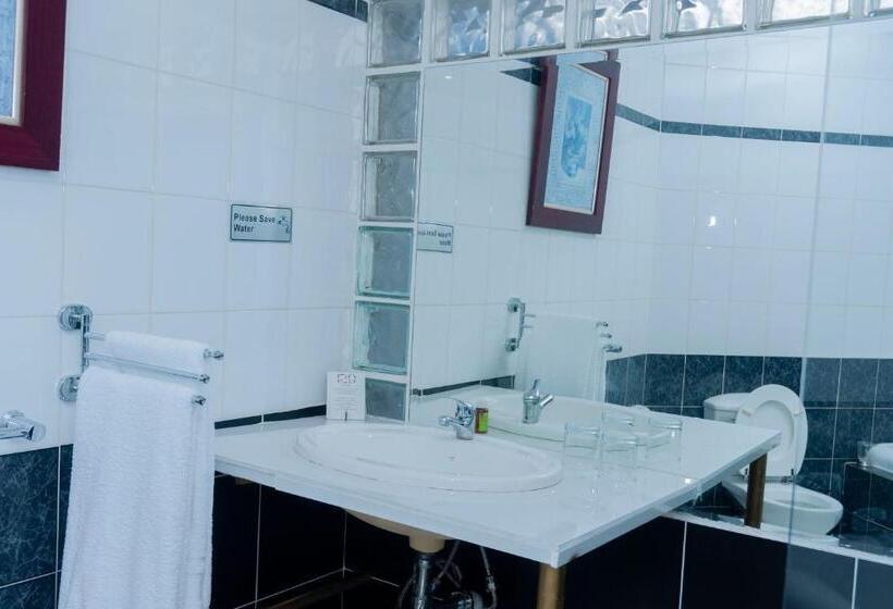 Bed and Breakfast 129_inharties