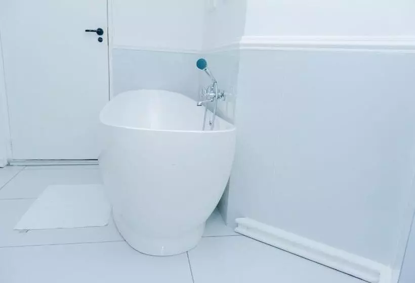 Aamiaismajoitus (B&B) 129_inharties